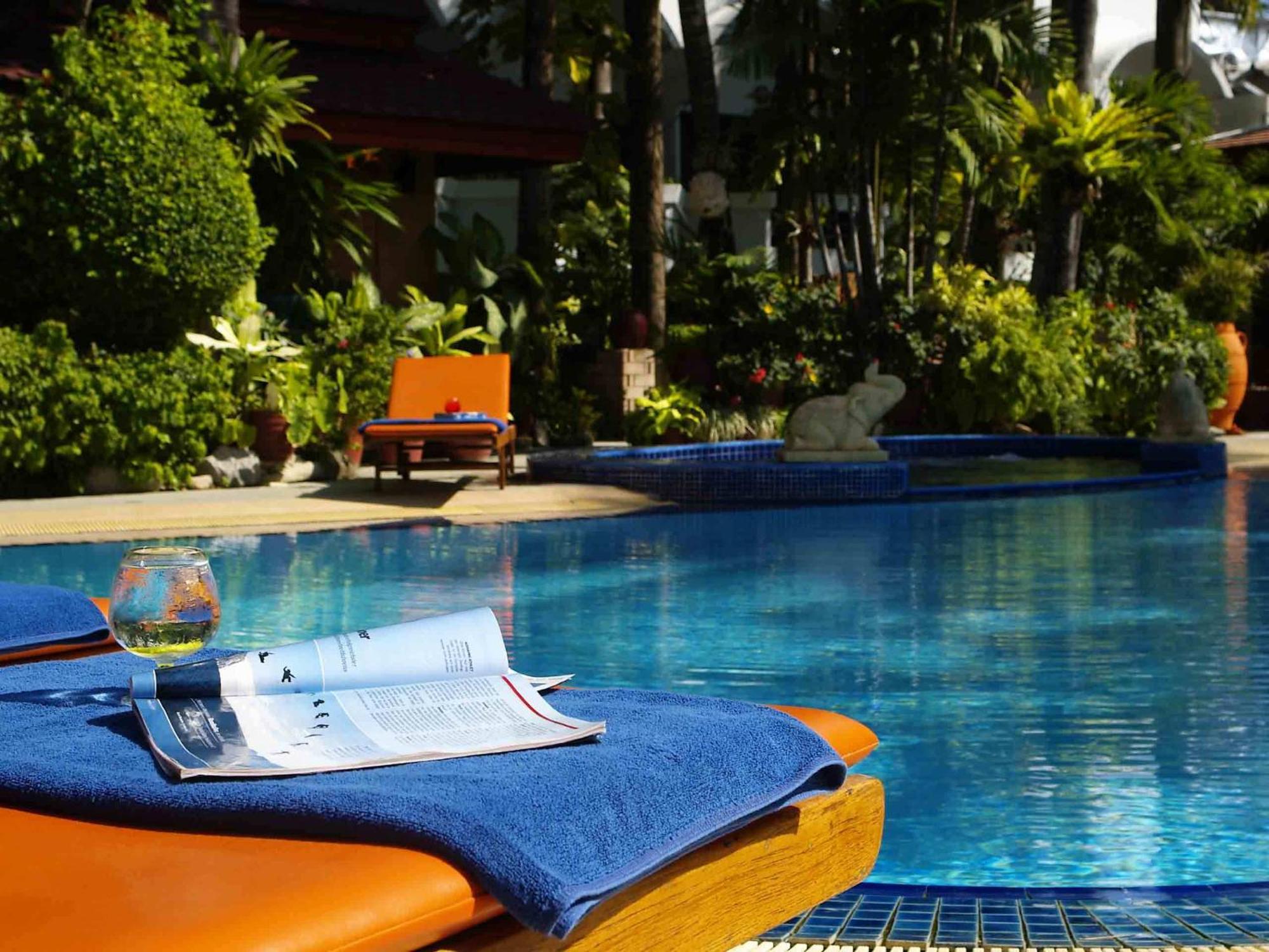 Safari Beach Hotel Patong Exterior foto