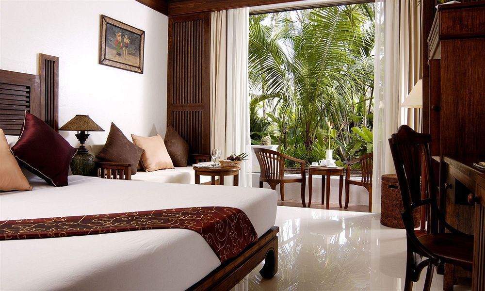 Safari Beach Hotel Patong Exterior foto